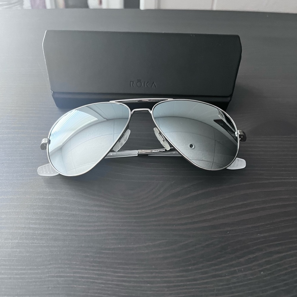 ROKA Phantom Titanium - Silver Frame, Dark Arctic Mirror Lens